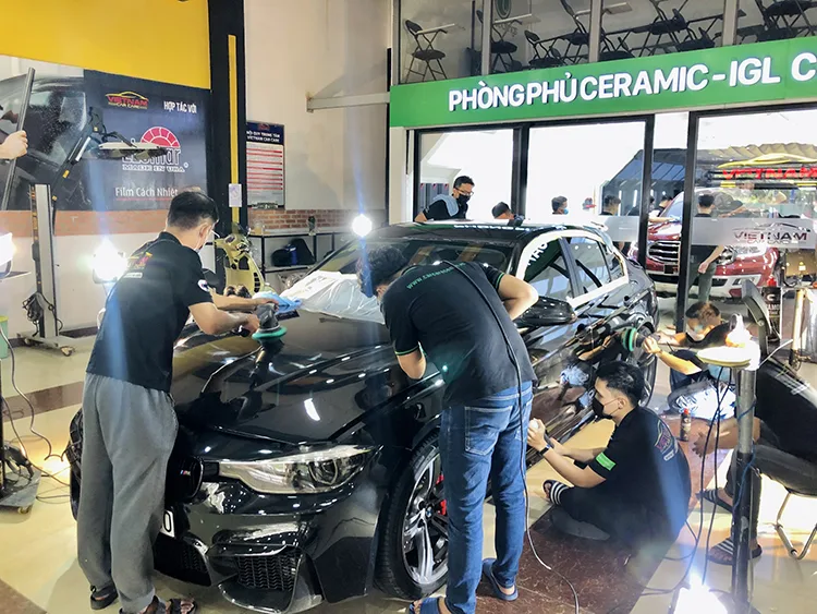 Chăm sóc ngoại thất ô tô