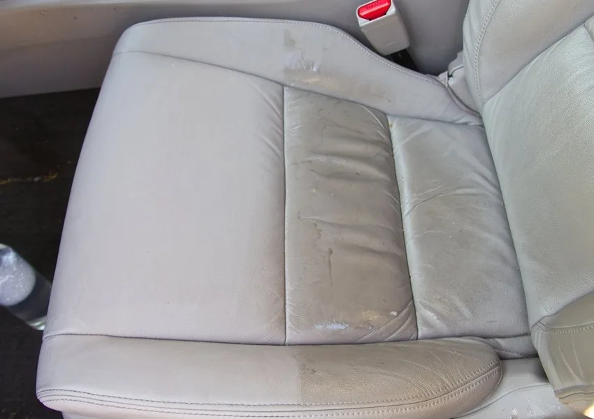 huong dan ve sinh ghe da o to (4)