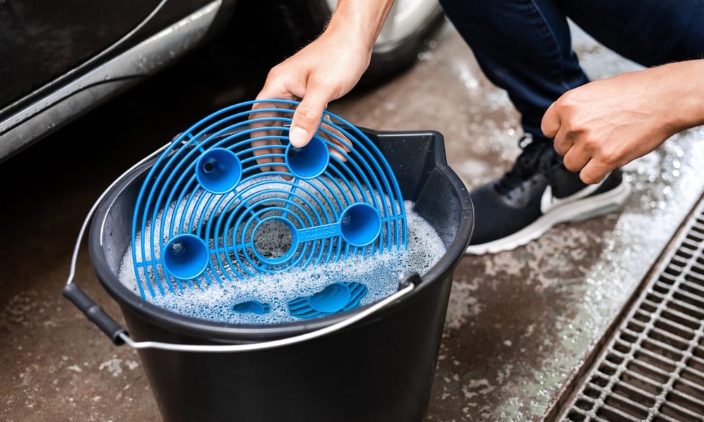 Phương pháp rửa xe ô tô 1 xô - Car Wash Centre - TPHCM