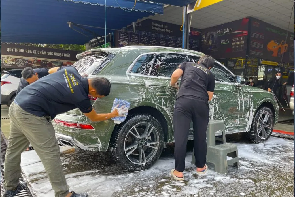 rua xe dung cach (20)