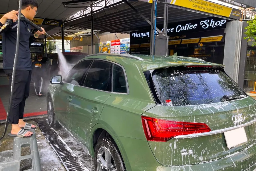 rua xe dung cach (23)