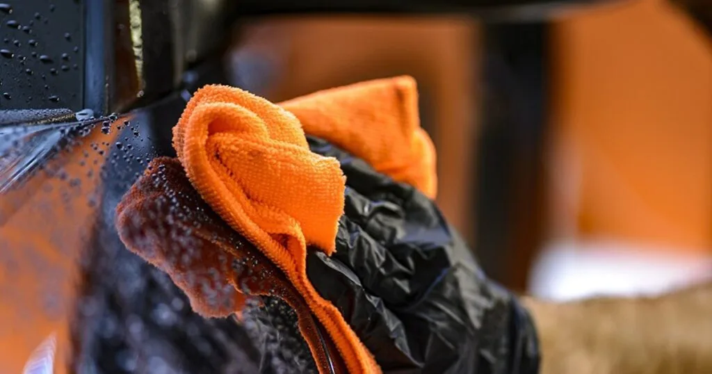 cach cham soc ngoai that o to tai nha (6)