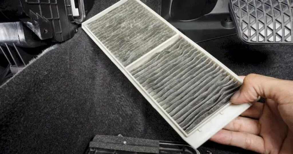 Luôn kiểm tra tình trạng lọc gió điều hòa bên trong khoang nội thất và thay thế nếu cần thiết. - Car Wash Centre