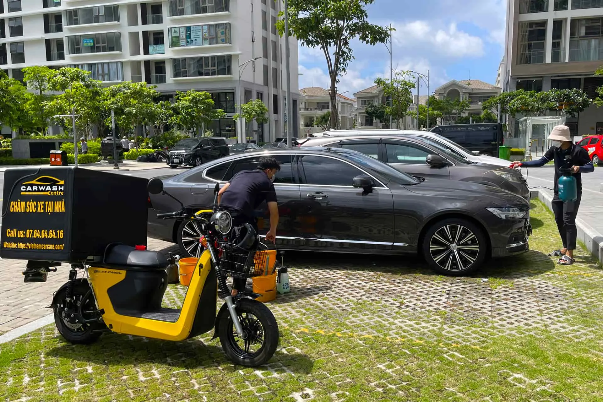 Chăm Sóc Xe Ô Tô tại nhà,Chăm Sóc Xe Ô Tô tại nhà TPHCM,Dịch vụ Chăm Sóc Xe Ô Tô tại nhà,Dịch vụ Chăm Sóc Xe Ô Tô tại nhà TPHCM,Chăm sóc xe tại nhà