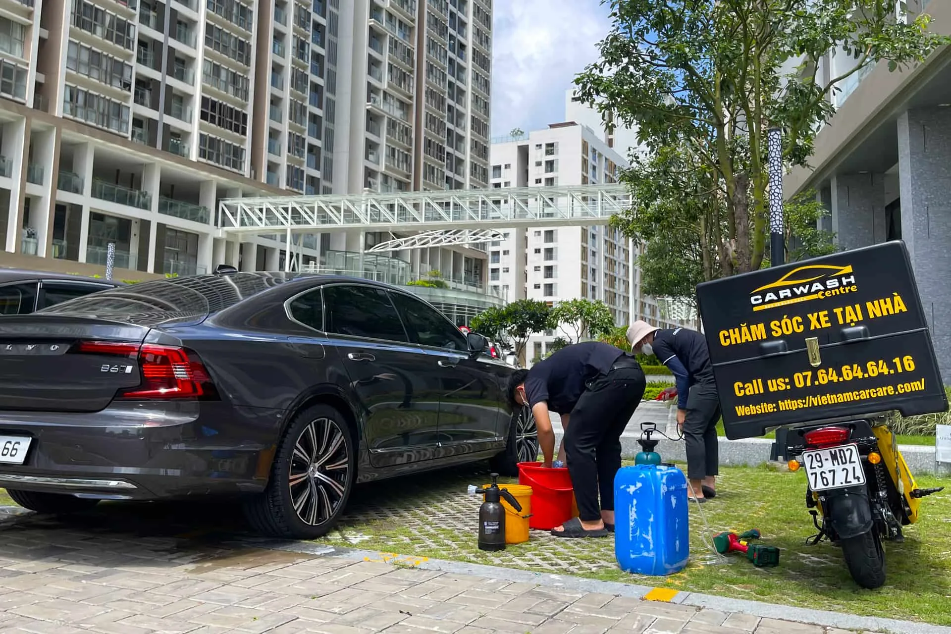 Chăm Sóc Xe Ô Tô tại nhà,Chăm Sóc Xe Ô Tô tại nhà TPHCM,Dịch vụ Chăm Sóc Xe Ô Tô tại nhà,Dịch vụ Chăm Sóc Xe Ô Tô tại nhà TPHCM,Chăm sóc xe tại nhà