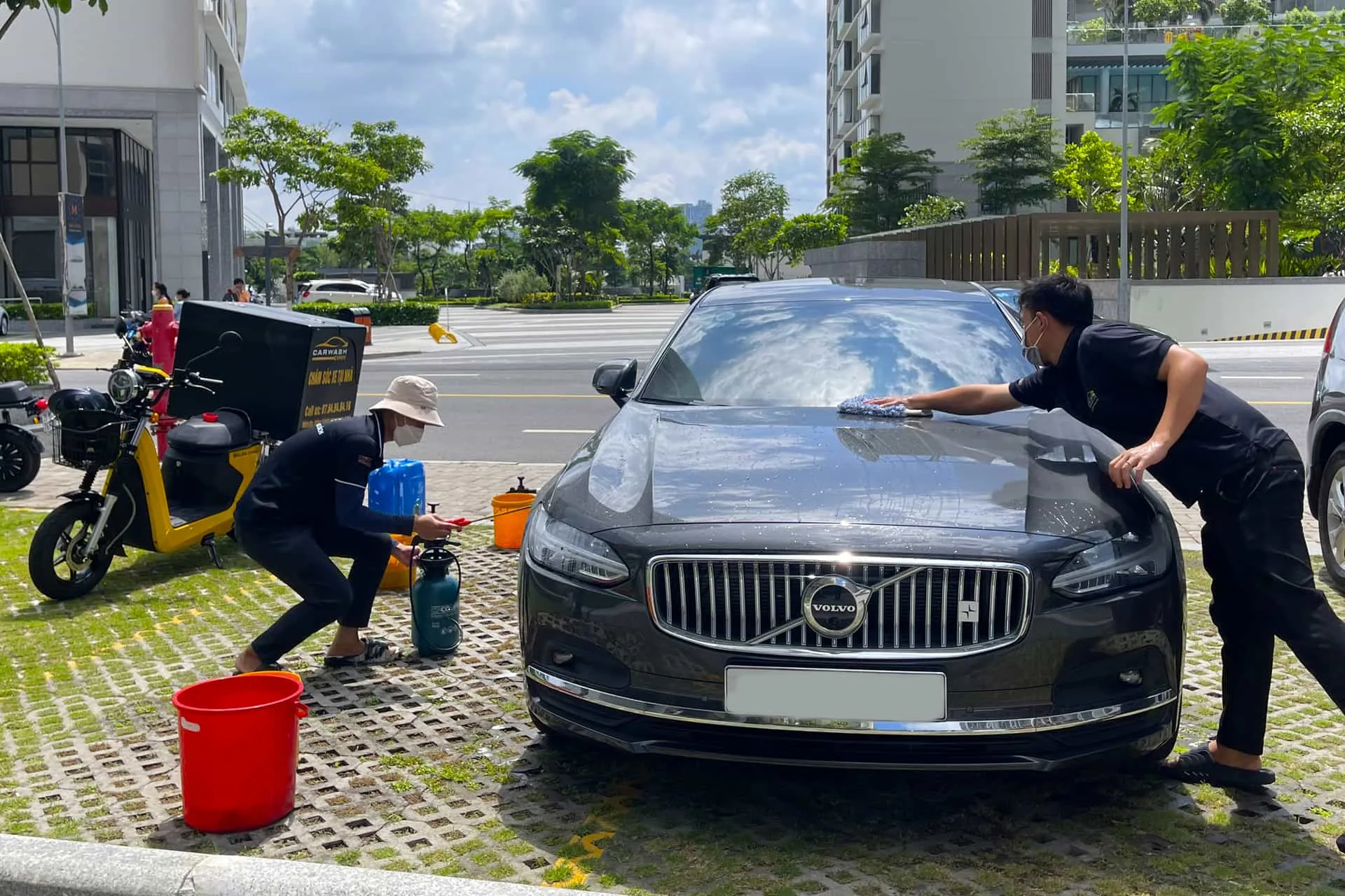 Chăm Sóc Xe Ô Tô tại nhà,Chăm Sóc Xe Ô Tô tại nhà TPHCM,Dịch vụ Chăm Sóc Xe Ô Tô tại nhà,Dịch vụ Chăm Sóc Xe Ô Tô tại nhà TPHCM,Chăm sóc xe tại nhà