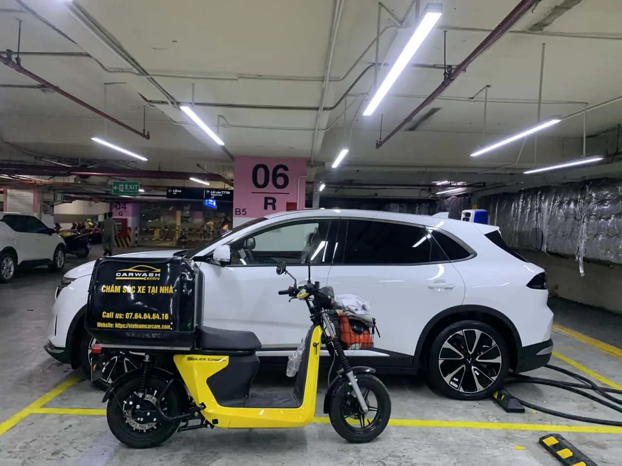 Dịch vụ vệ sinh nội thất ô tô tại nhà Quận 1 TPHCM chất lượng, nhanh chóng của Car Wash Centre